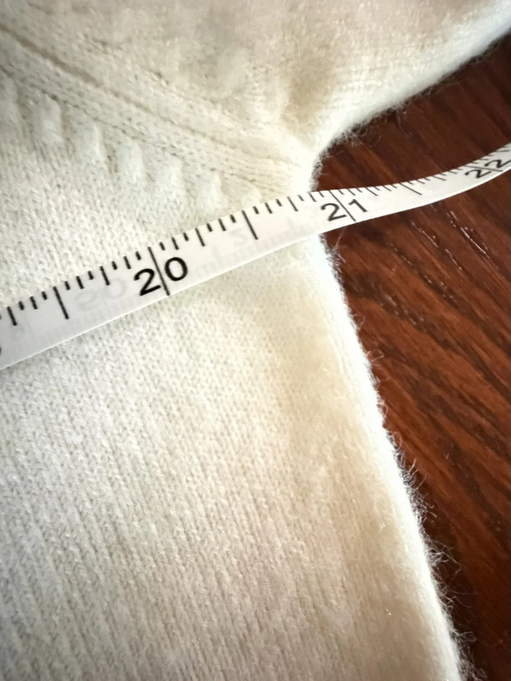 Vintage Cream TanJay Classic Sweater Size Medium